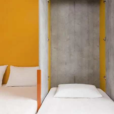 Ibis Budget Отель 3*