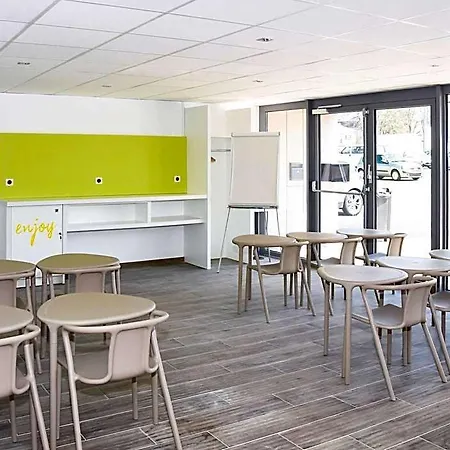 Ibis Budget 3*