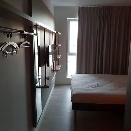 Ibis Budget Hotel 3*